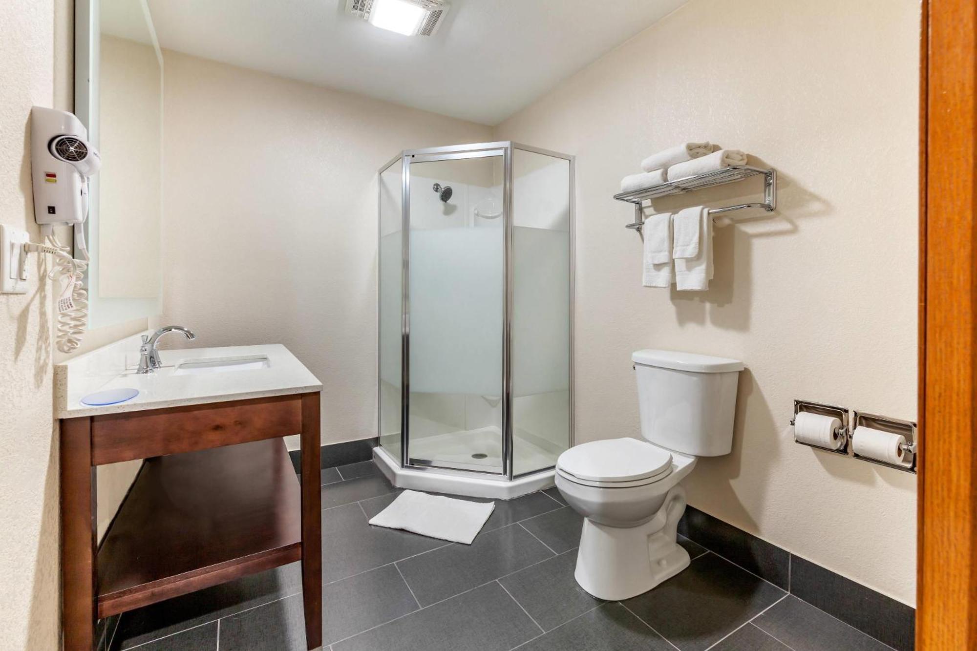 Quality Inn New London Kültér fotó