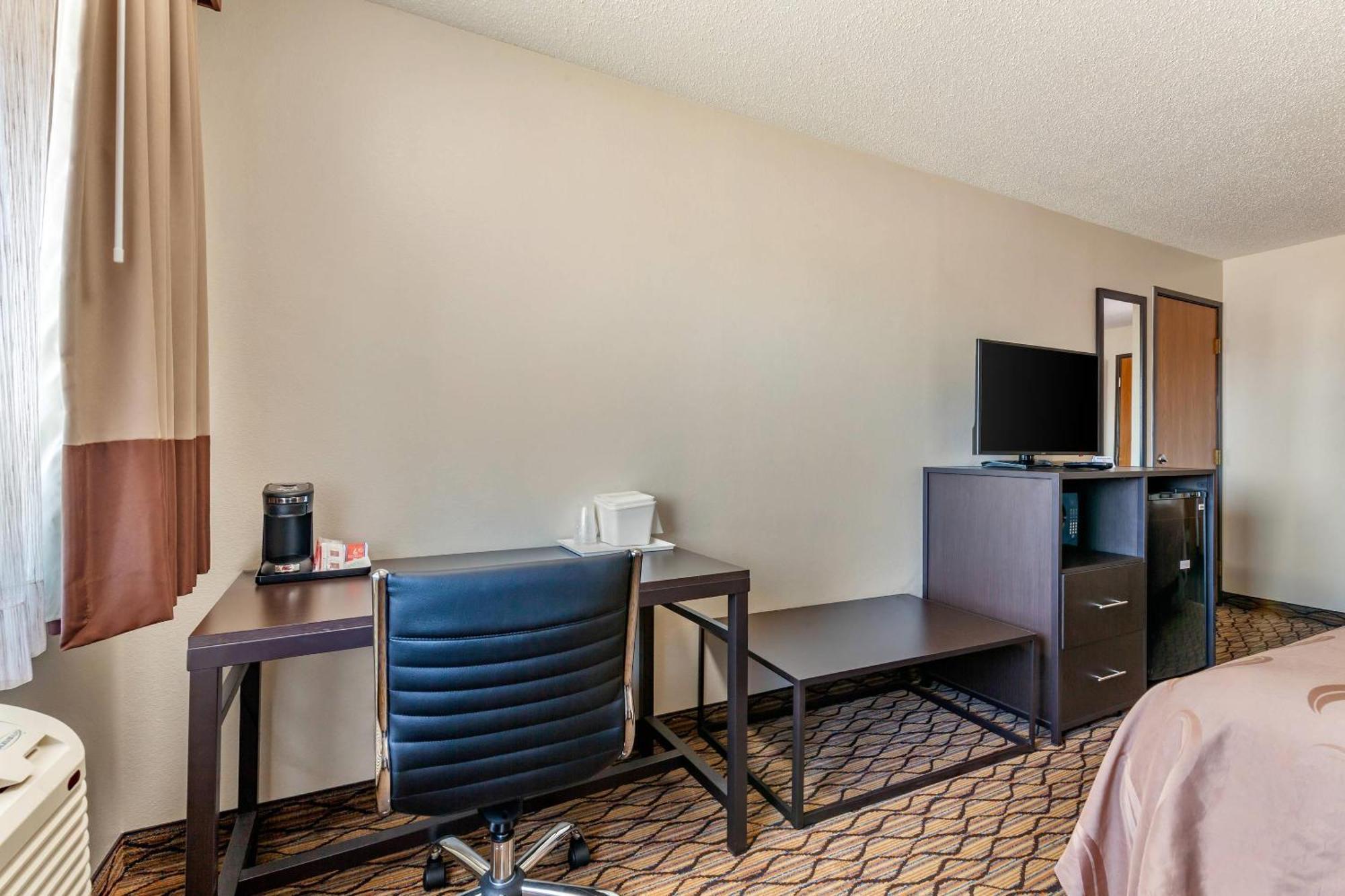 Quality Inn New London Kültér fotó